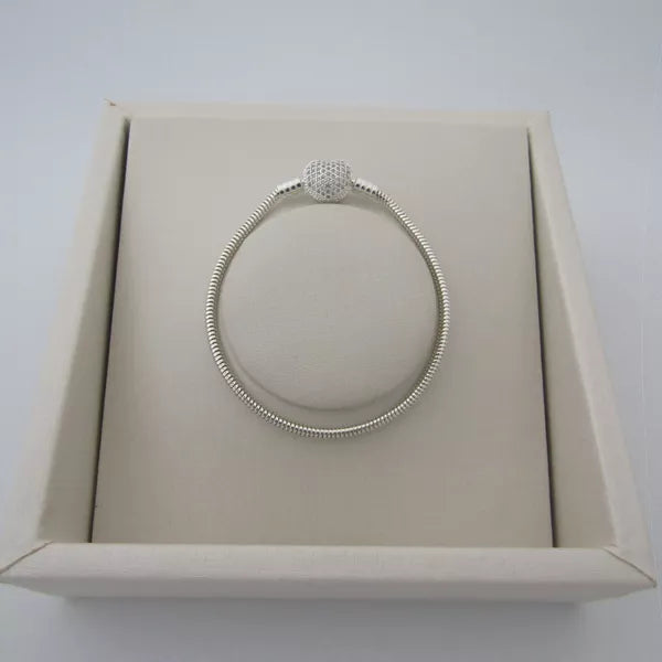 Pulseira para berloques - Fecho Coração Cravejado
