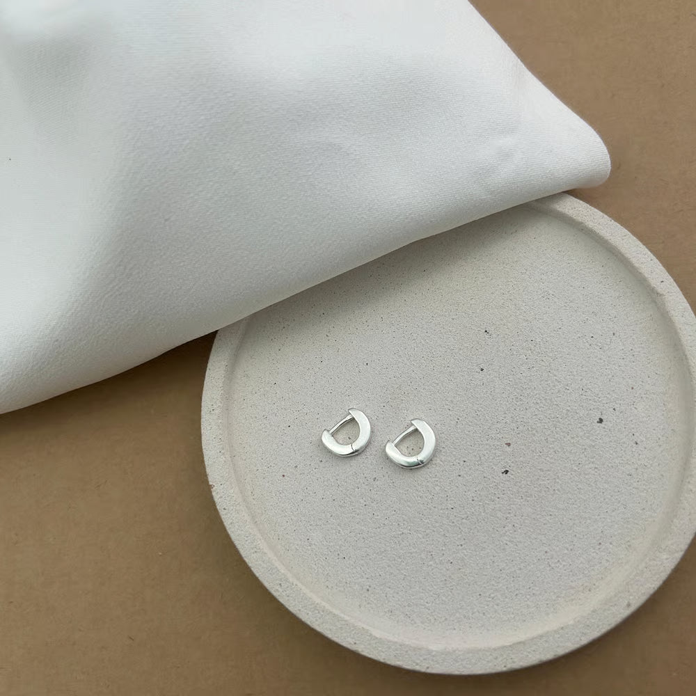 Brinco Argolinha Click em U