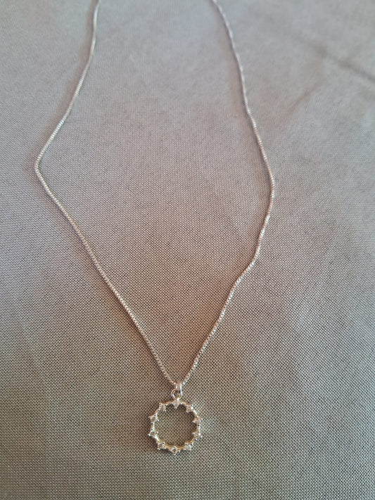Colar Circulo com Mini Zircônias
