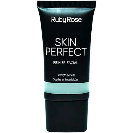 Primer Photo Loving Ruby Rose